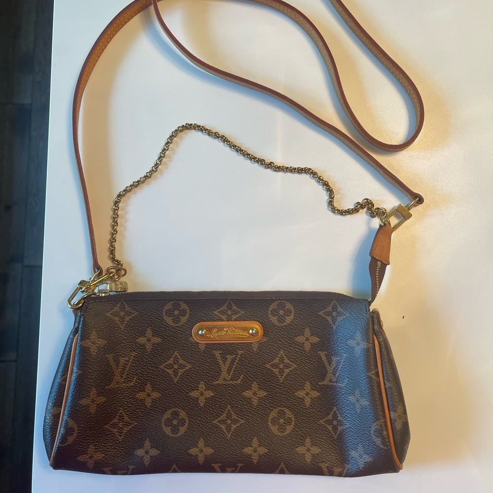 Louis Vuitton Eva Bag excellent condition with dust bag